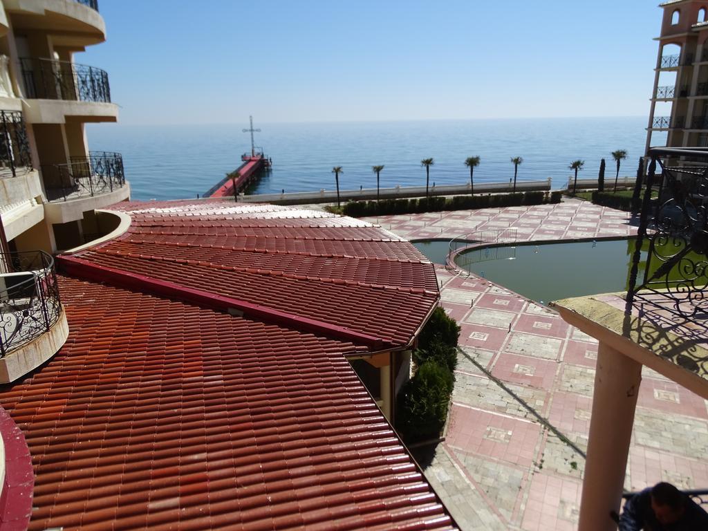 Elenite Private Apartments Exterior photo